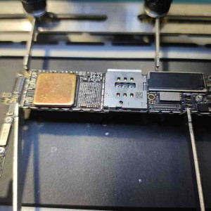 iPhone 7 нет сети - ребол модема