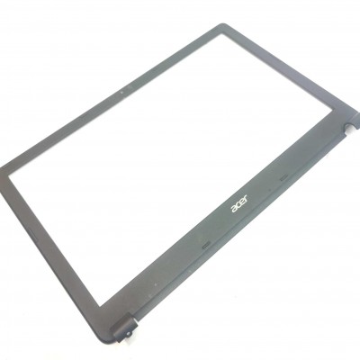 Рамка матрицы Acer Aspire E1-570G